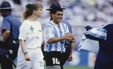 El nuevo himno de Argentina esconde la herida abierta de la escena de Maradona y la enfermera en EE.UU.
