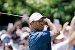 Scheffler pasa el corte de milagro, Tiger Woods cae y David Puig acompañará a Rahm en los JJOO