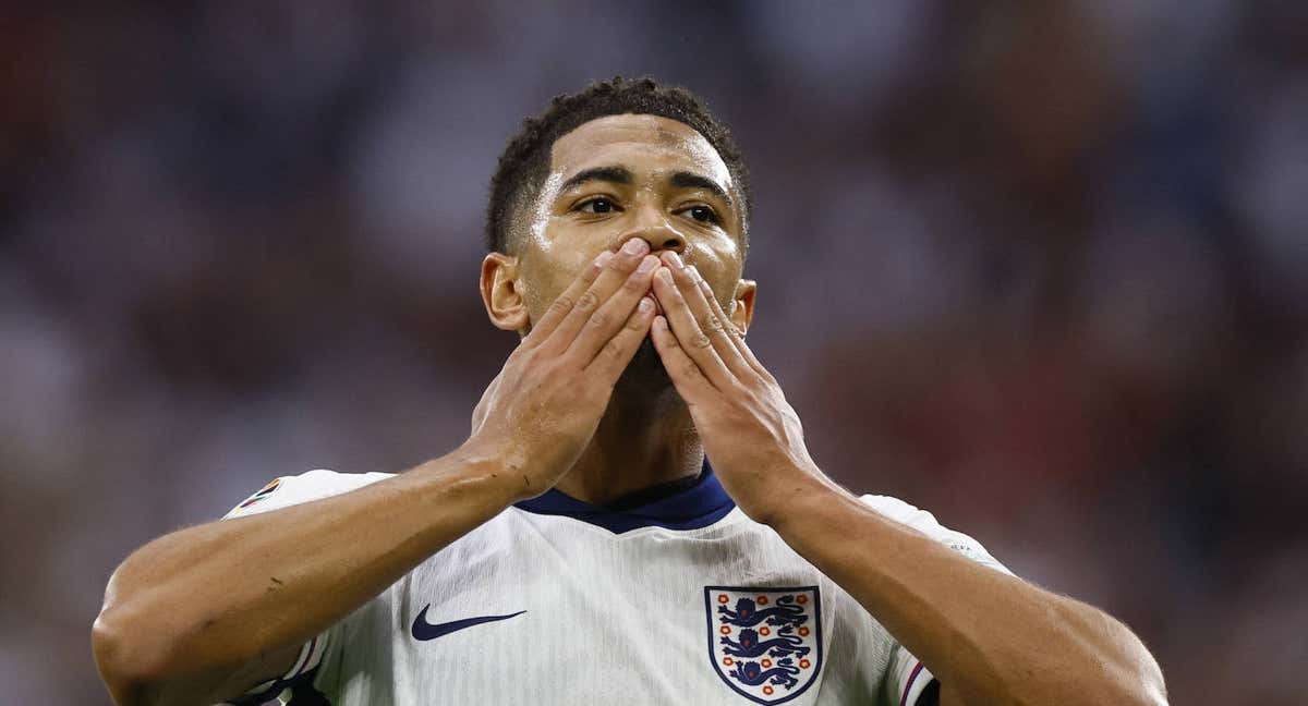 Jude Bellingham marcó el primer gol de Inglaterra.