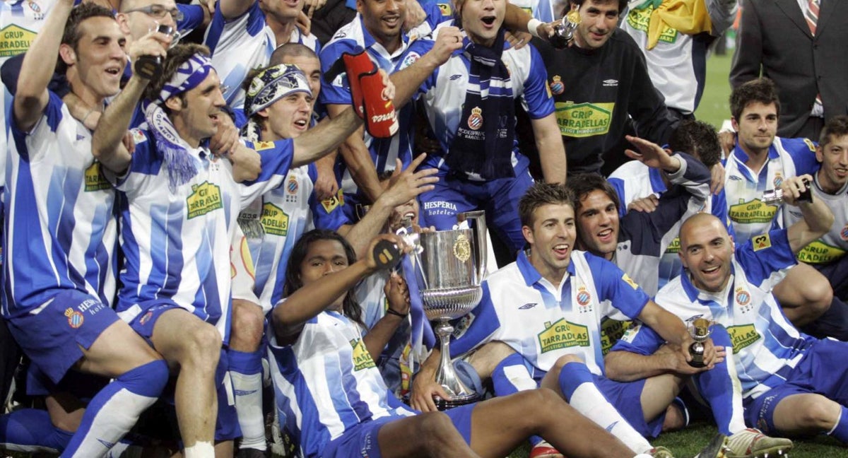 El Espanyol con la Copa del Rey de 2006.