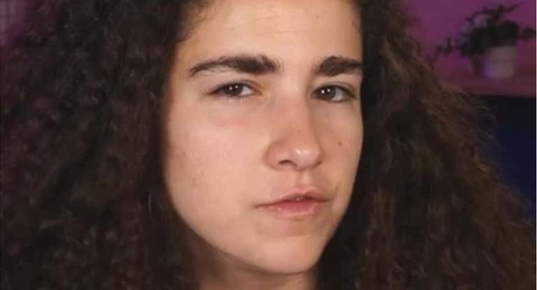 La Juventus podría hacerse con los servicios de Douglas Luiz y Alisha Lehman, ambos juegan en el Aston Villa y son novios.