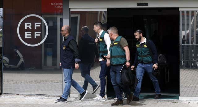 La jueza pide nueva documentación a la RFEF y cita a declarar al juez de Compliance