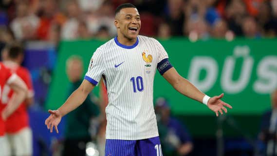 Kylian Mbappé, durante su debut con Francia. /GETTY