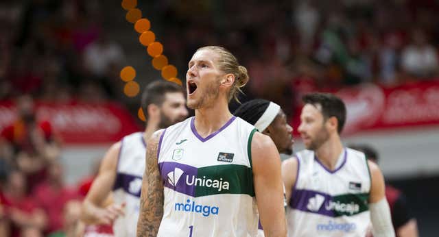 El Barcelona pagará la cláusula de Osetkowski al Unicaja para cubrir la posición de 4