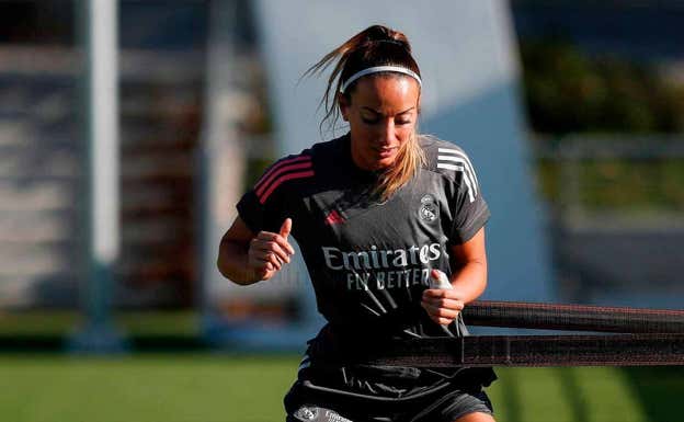 Asllani, durante un entrenamiento con el Real Madrid.  Real Madrid