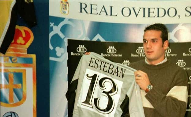 La anécdota de Esteban en una cabalgata de Reyes que refleja el amor al Oviedo: “¿Iker Casillas o Víctor Valdés?”