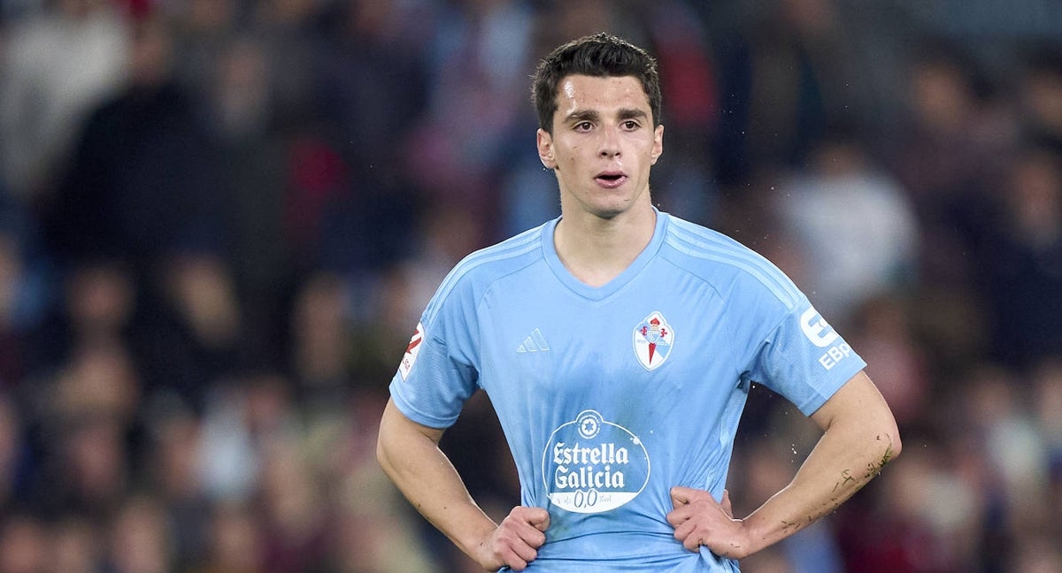 Tasos Douvikas, en un partido con el Celta.