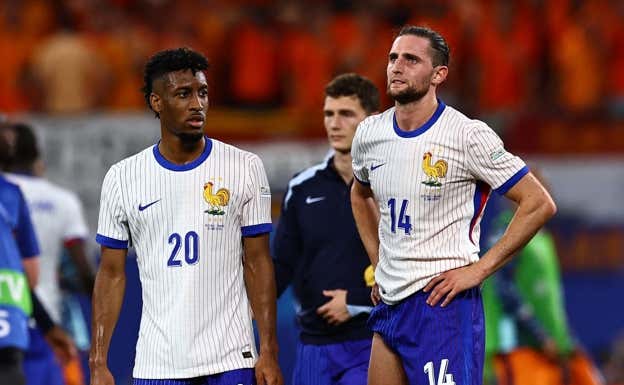 Comam y Rabiot lamentándose tras el empate.  EFE