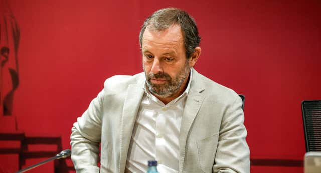 Sandro Rosell envía una carta abierta a Laporta y niega que el club pagara avales de su junta