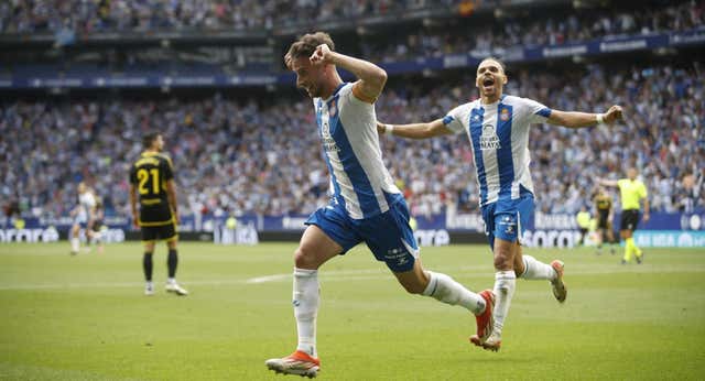 ¡Un doblete de Javi Puado devuelve al Espanyol a Primera y le convierte en leyenda!