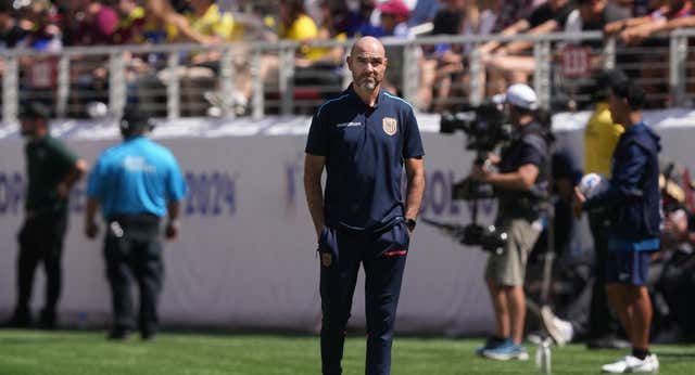 Aluvión de críticas al entrenador Félix Sánchez tras la derrota de Ecuador: «Español charlatán»