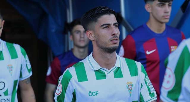 Un jugador del Córdoba insulta a Cataluña en mitad de la celebración del ascenso: «Me cago en los muertos de todos los catalanes»