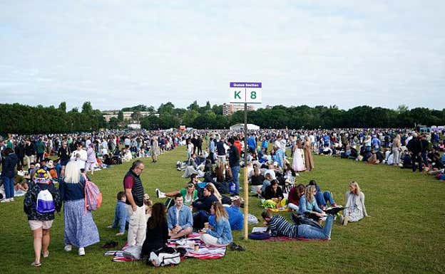La queue de entradas de Wimbledon. Z ac Goodwin/PA Images via Getty Images