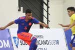 Jugó un Sudamericano Sub-20 de fútbol sala y ahora es el escudero de James en Colombia