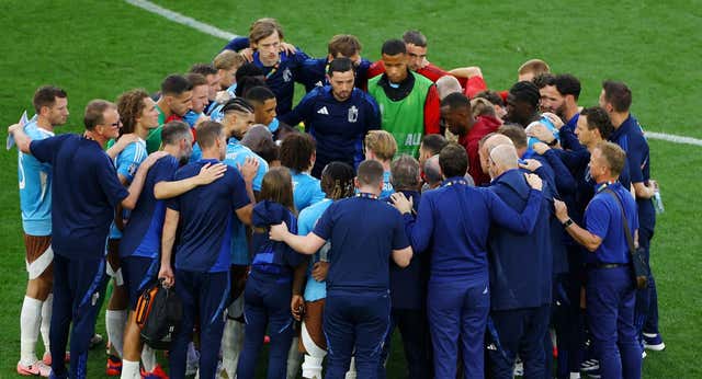 La escena de De Bruyne que manifiesta la brecha entre los futbolistas y la afición belga: «No hemos ido a saludarles»