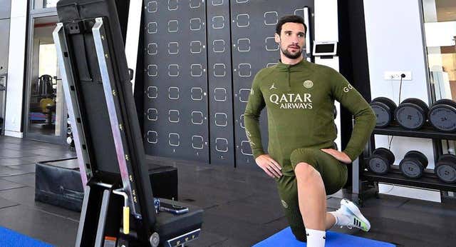 Sergio Rico trabaja en solitario y ya espera un nuevo reto