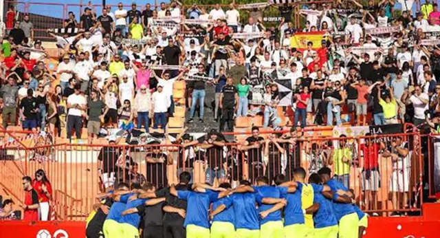 El Gobierno de Ceuta denuncia a un comentarista de TV3 que comparó la afición del equipo local con los «monos de Gibraltar»