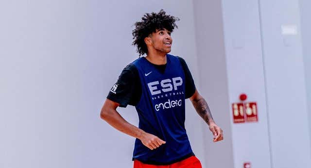 Izan Almansa se va a los Perth Wildcats de Australia