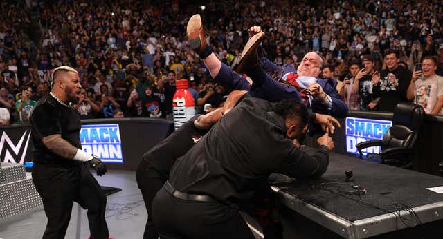 Solo Sikoa se olvida de Roman Reigns y se autoproclama Jefe Tribal
