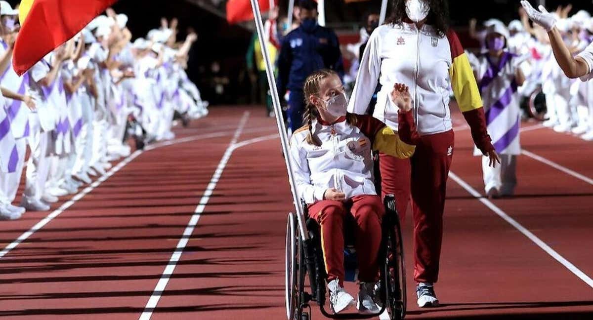 Marta Fernández en la clausura de los Juegos Paralímpicos de Tokio 2022./CPE