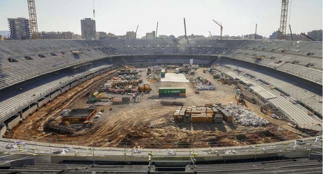 Multa de 1,5 millones de euros en salarios impagados a los trabajadores de la obra del Camp Nou