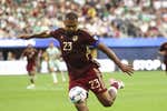Rondón, Venezuela y una premonición que quiere repetir: “Siempre hay una primera vez”