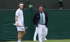 Rublev la vuelve a liar: pierde en primera ronda y se ensaña a dar raquetazos contra sí mismo