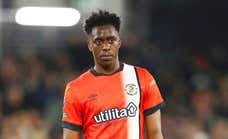 El Sevilla avanza firme por Sambi Lokonga
