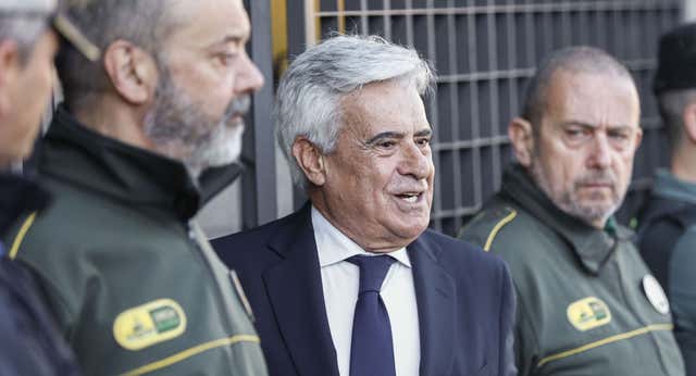 La estrategia a la desesperada de Rocha contra su inhabilitación: perder tiempo hasta el 15 de julio y que caduque su expediente