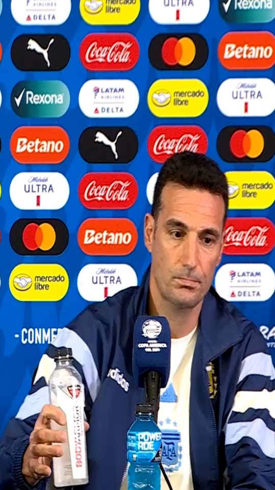 Scaloni recuerda su encuentro con Luis de la Fuente en el curso de entrenadores en Las Rozas.