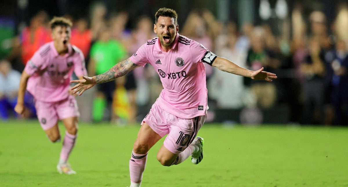 Messi celebra un gol con Inter Miami.