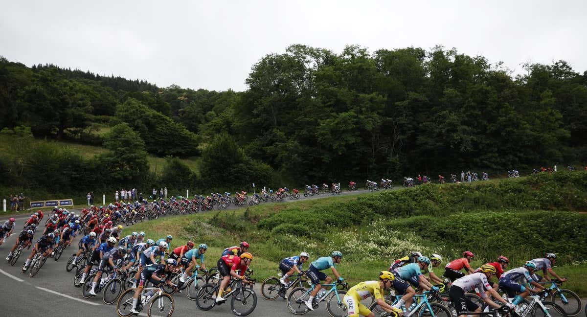 El Tour de Francia es ela prueba del UCI WorldTour que mejores premios reparte. /REUTERS