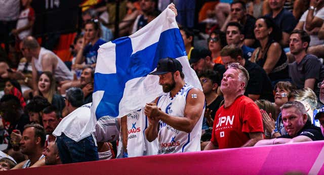España apela a caldera de La Fonteta para derretir el ánimo de miles de lobos finlandeses