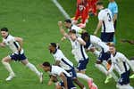 La pregunta de un periodista a Southgate que se hace toda Inglaterra: «¿Usted piensa en divertir a la gente?»