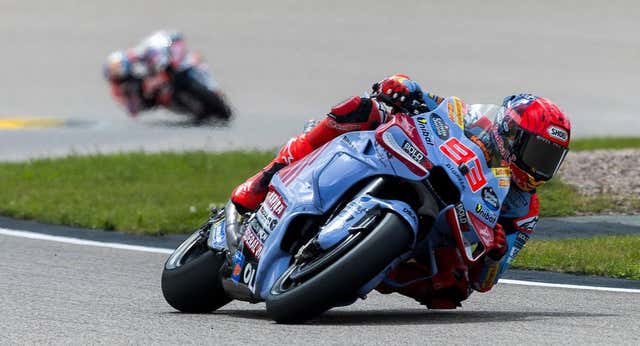 La incomprensible acción de Bradl que complica aún más el fin de semana de Marc Márquez