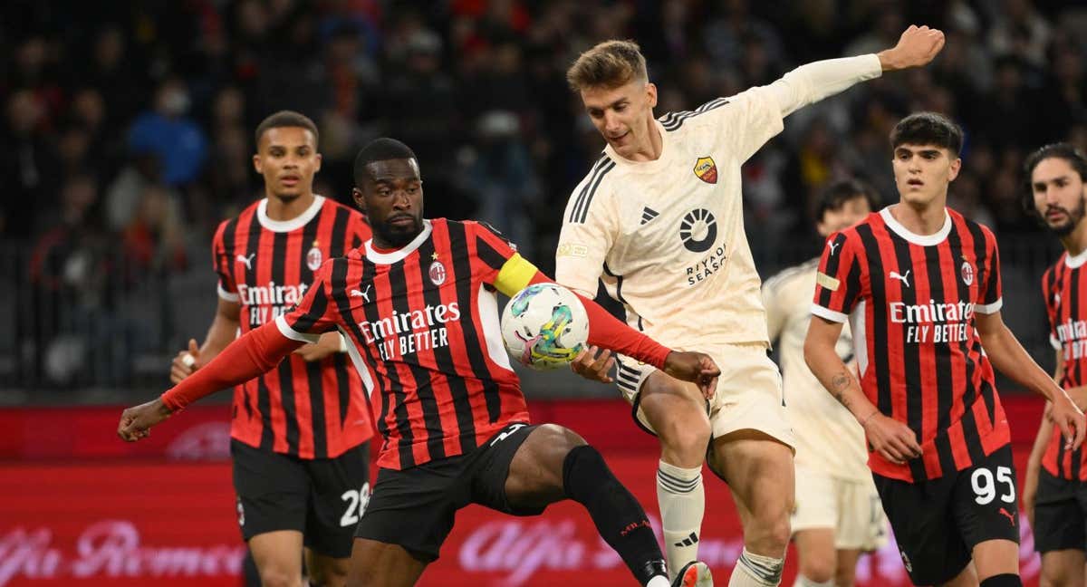 Diego Llorente, en un partido con la Roma./Getty