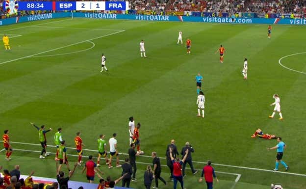 Una avalancha y el cabreo de Carvajal con Camavinga resumen la transformación de España en la Eurocopa