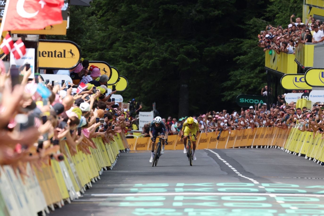 El duelo, la grandeza, el Tour de Francia. REUTERS