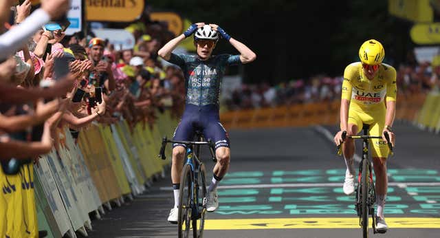 Vingegaard tumba a Pogacar y da un golpe de autoridad al Tour