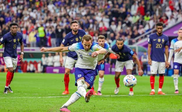 El penalti errado ante Francia.  AFP