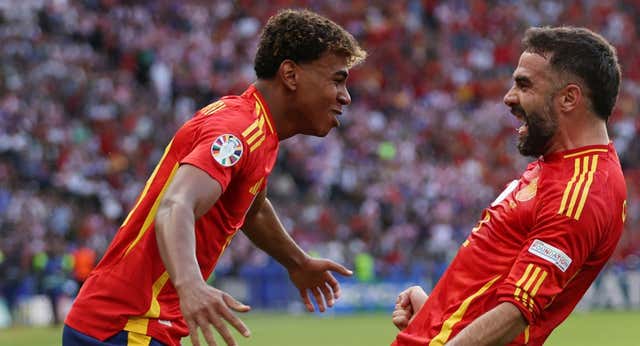 La Selección aprende en la Selva Negra y del primer rival alemán del Real Madrid que hay vida más allá de la herejía del tiqui-taca