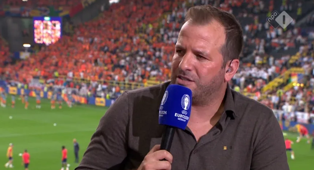 Van der Vaart se suma a Rooney y carga contra la Inglaterra de Southgate: “Qué equipo de mierda son”