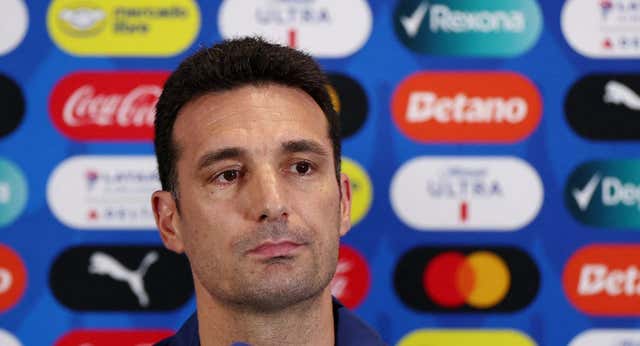 Scaloni alaba a Xavi por Lamine y manda un mensaje de paz tras los altercados