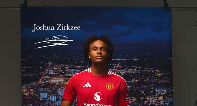 El tremendo cambio de vida de Zirkzee: de descarte del Bayern a fichaje estrella del United