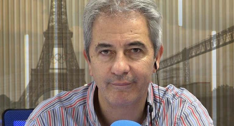 Manolo Lama atiende a Relevo en sus décimos Juegos Olímpicos.