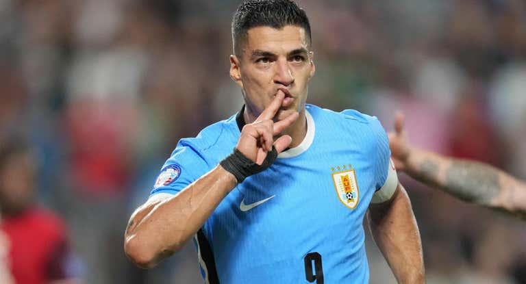 Luis Suárez celebra su gol ante Canadá.