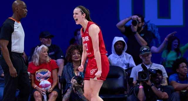 ¡Brutal Caitlin Clark! El último fenómeno del baloncesto reescribe (otra vez) la historia con 19 asistencias de récord
