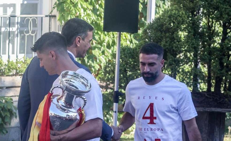 En la Federación se tomó el gesto de Carvajal con Pedro Sánchez como una revancha... y con Morata no se van a salir del guion