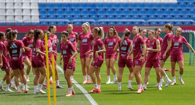 El plan de la Selección, y sus daños colaterales, para llegar «afinadas» a los Juegos Olímpicos