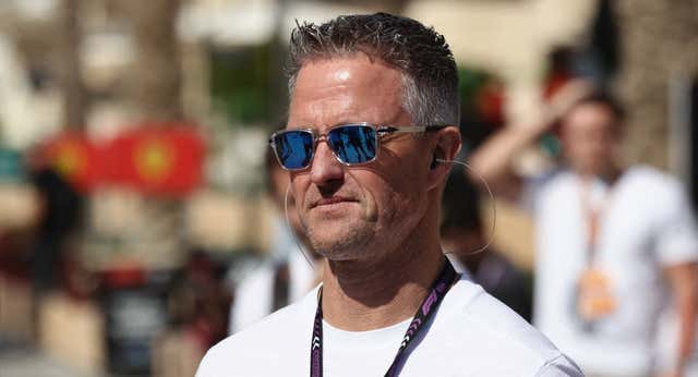 La parrilla de la F1 pasa de puntillas sobre la vida íntima de Ralf Schumacher y solo un discurso se sale del guion